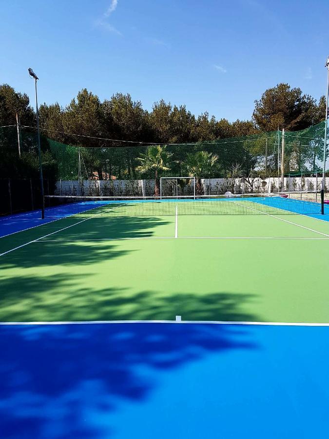 Villa Edda Heated Pool Galatina Zewnętrze zdjęcie