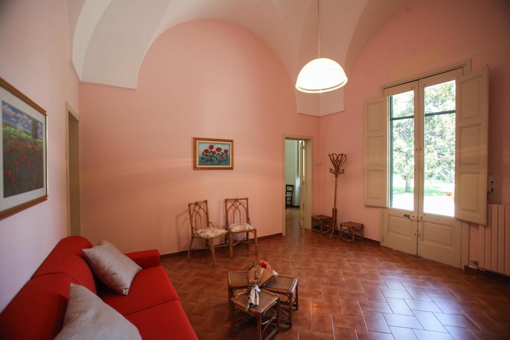 Villa Edda Heated Pool Galatina Zewnętrze zdjęcie