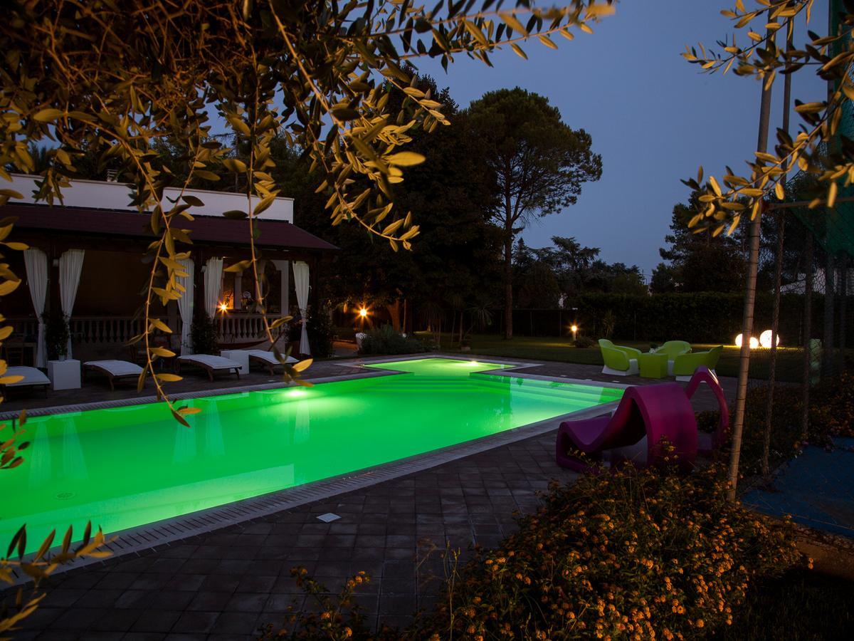 Villa Edda Heated Pool Galatina Zewnętrze zdjęcie